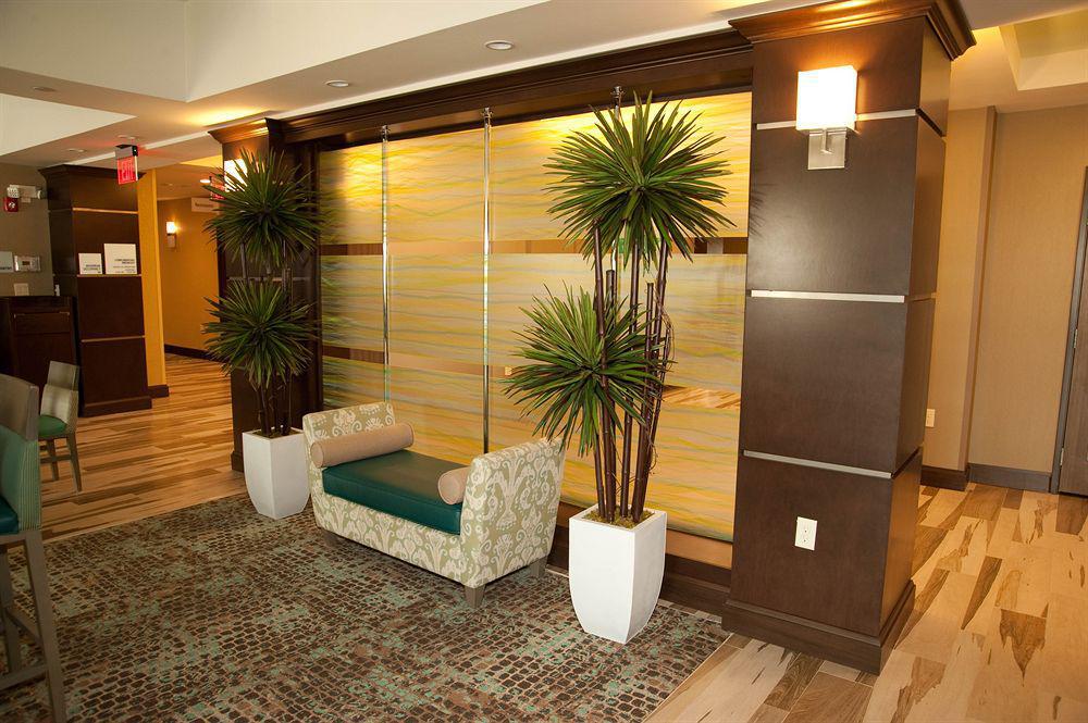 Holiday Inn Express And Suites Schulenburg By Ihg Exterior foto